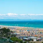 Lovely Flat Close To The Beach-beahost Apartment *