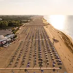 Lovely Flat Close To The Beach-beahost